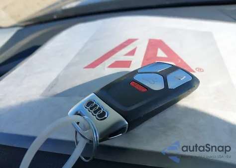 2019 Audi A4 40 Titanium Premium z USA, uszkodzony, nr VIN WAUGMAF4XKN016177